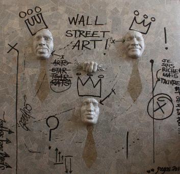 Wall street Art,  2011, plâtre polyester, papier journal et acrylique sur toile, 130 x 130 cm